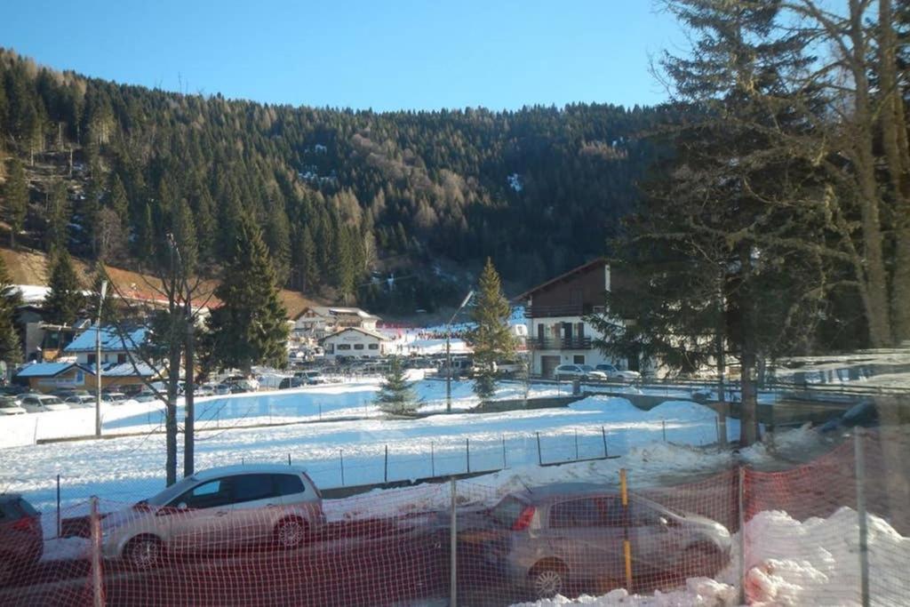 Alloggio Vacanze In Montagna Per Coppia Folgaria Exterior foto